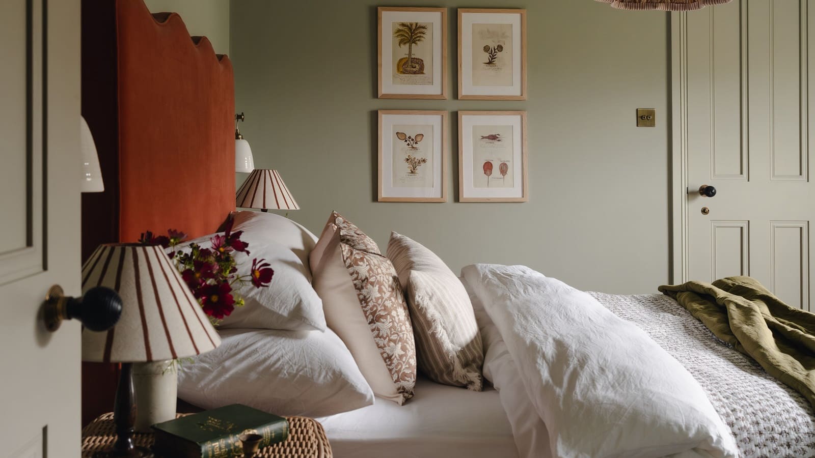 The_Bedrooms_2