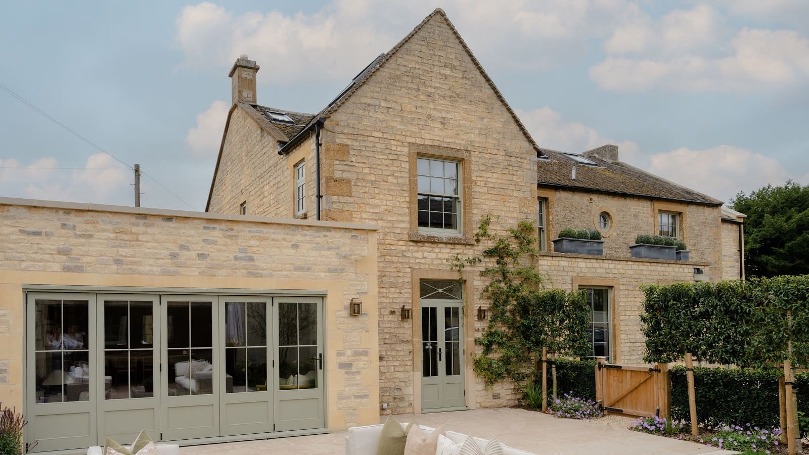 The_Cotswolds_Dream_Home_2